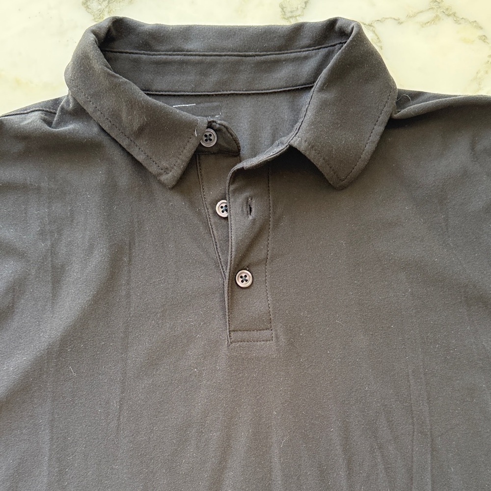 Vuori Black Short-Sleeve Performance Polo - Picture 3 of 5